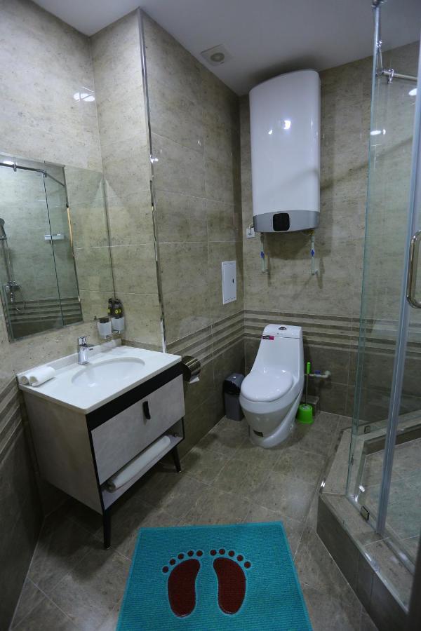 Hotel 777 Ντουσαμπέ Εξωτερικό φωτογραφία